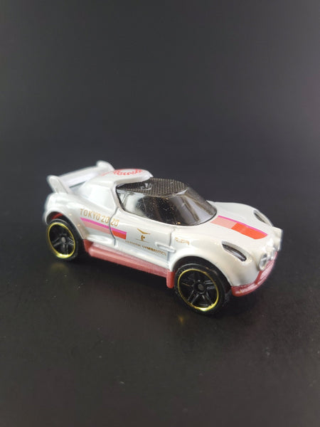 Hot Wheels - Hi - Beam - 2020 - Top CollectiblesDiecastHot Wheels