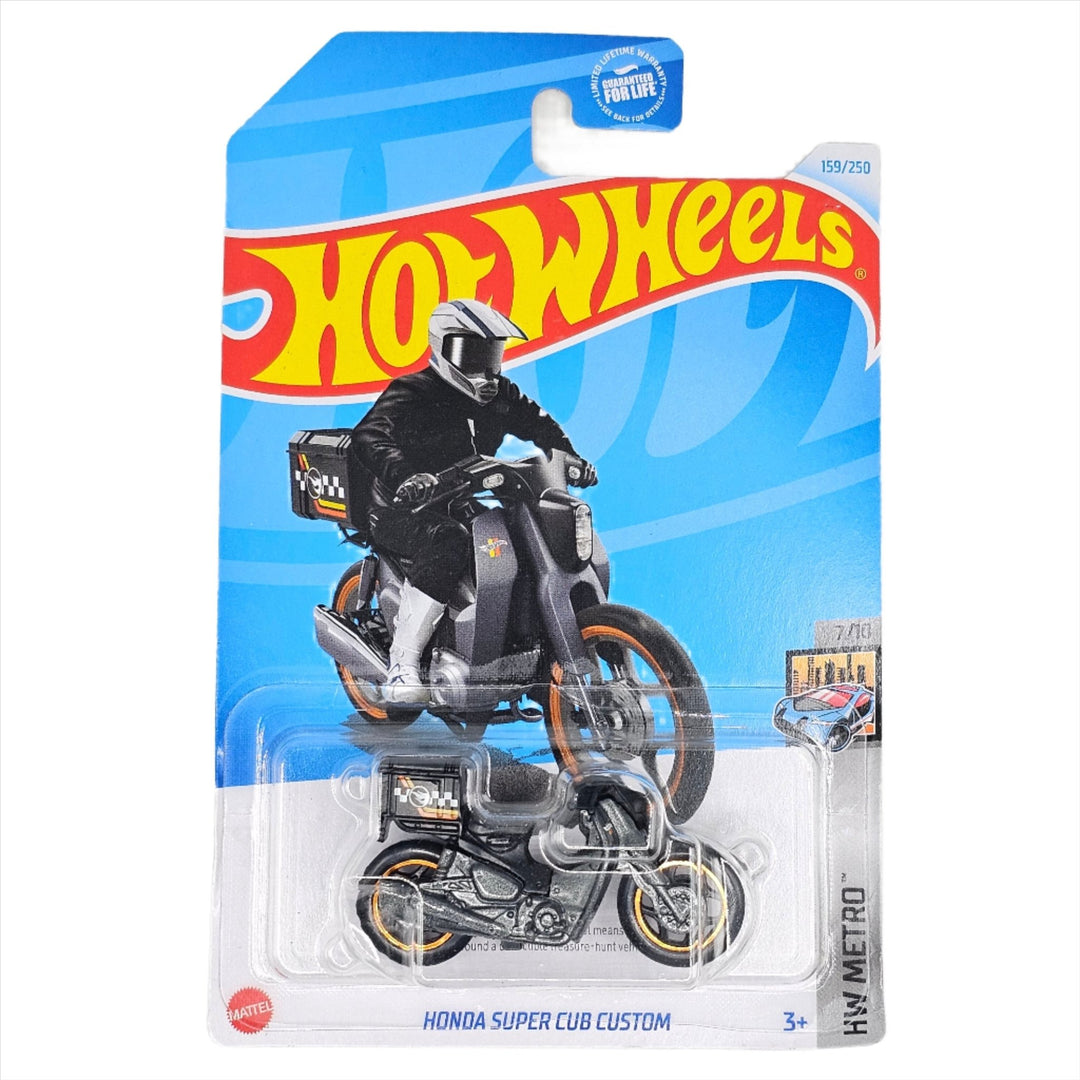 Hot Wheels - Honda Super Cub Custom - 2024 *Treasure Hunt* - Top CollectiblesDiecastHot Wheels
