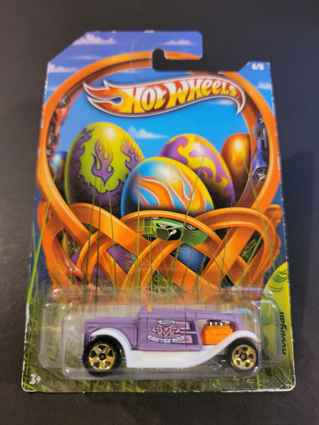 Hot Wheels - Hooligan - 2013 Easter Eggsclusives Series - Top CollectiblesDiecastHot Wheels