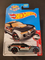 Hot Wheels - HW Pursuit - 2017 *Treasure Hunt* - Top CollectiblesDiecastHot Wheels