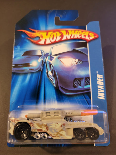 Hot Wheels - Invader - 2006 - Top CollectiblesDiecastHot Wheels