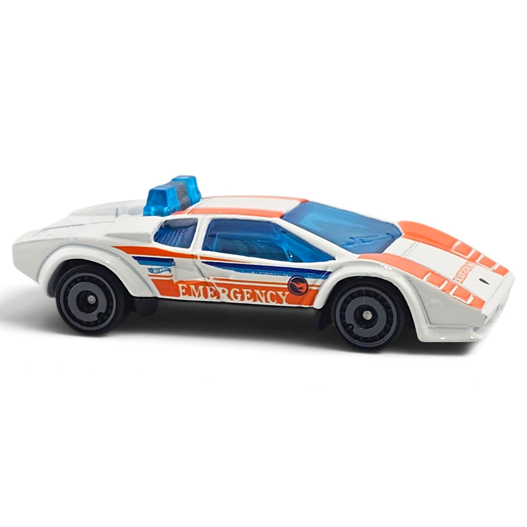 Hot Wheels - Lamborghini Countach Police Car - 2021 *Treasure Hunt* - Top CollectiblesDiecastHot Wheels