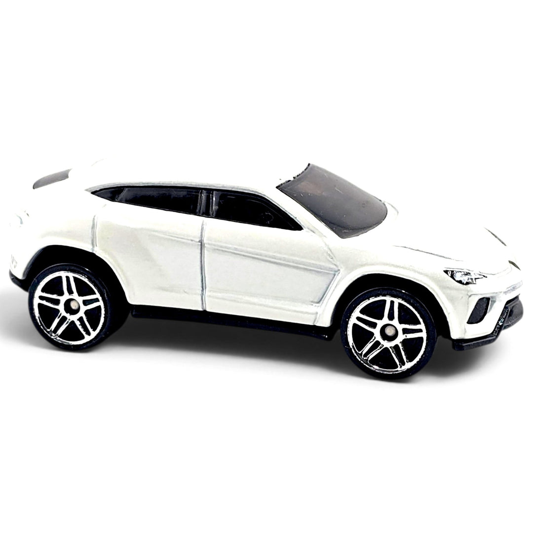 Hot Wheels - Lamborghini Urus - 2015 - Top CollectiblesDiecastHot Wheels