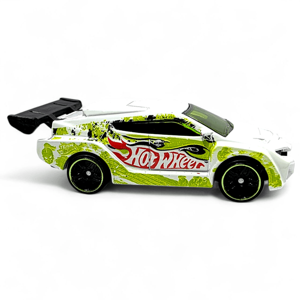 Hot Wheels - Loop Coupe - 2013 - Top CollectiblesDiecastHot Wheels