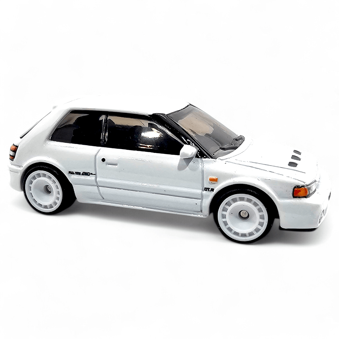 Hot Wheels - Mazda 323 GTR - 2024 Boulevard Serie - Top CollectiblesDiecastHot Wheels