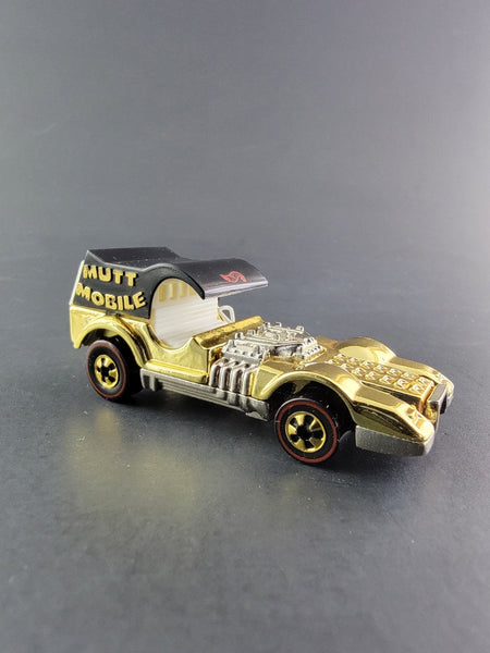 Hot Wheels Mutt Mobile 1995 FAO Schwarz Gold Series Collection