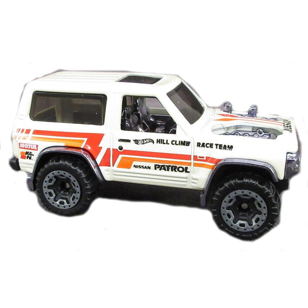 Hot Wheels - Nissan Patrol Custom - 2023 - Top CollectiblesDiecastHot Wheels