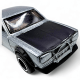 Hot Wheels - Nissan Skyline H/T 2000 GT - X - 2013 Boulevard Series - Top CollectiblesDiecastHot Wheels