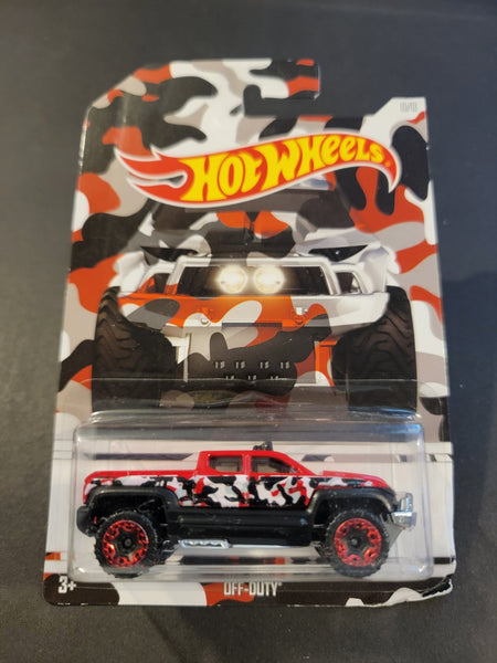 Hot Wheels - Off - Duty - 2017 Camouflage Trucks Series - Top CollectiblesDiecastHot Wheels