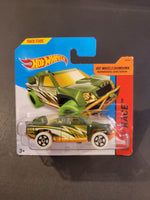 Hot Wheels - Off Track - 2014 *Treasure Hunt* - Top CollectiblesDiecastHot Wheels