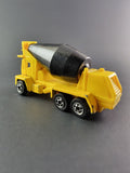 Hot Wheels - Oshkosh Cement Mixer - 1995 - Top CollectiblesDiecastHot Wheels