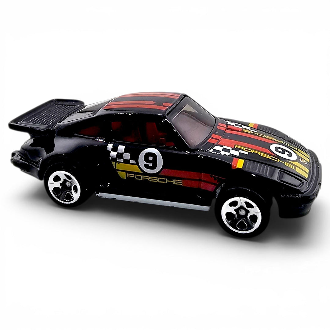 Hot Wheels - Porsche 930 - 2016 Target Retro - Top CollectiblesDiecastHot Wheels
