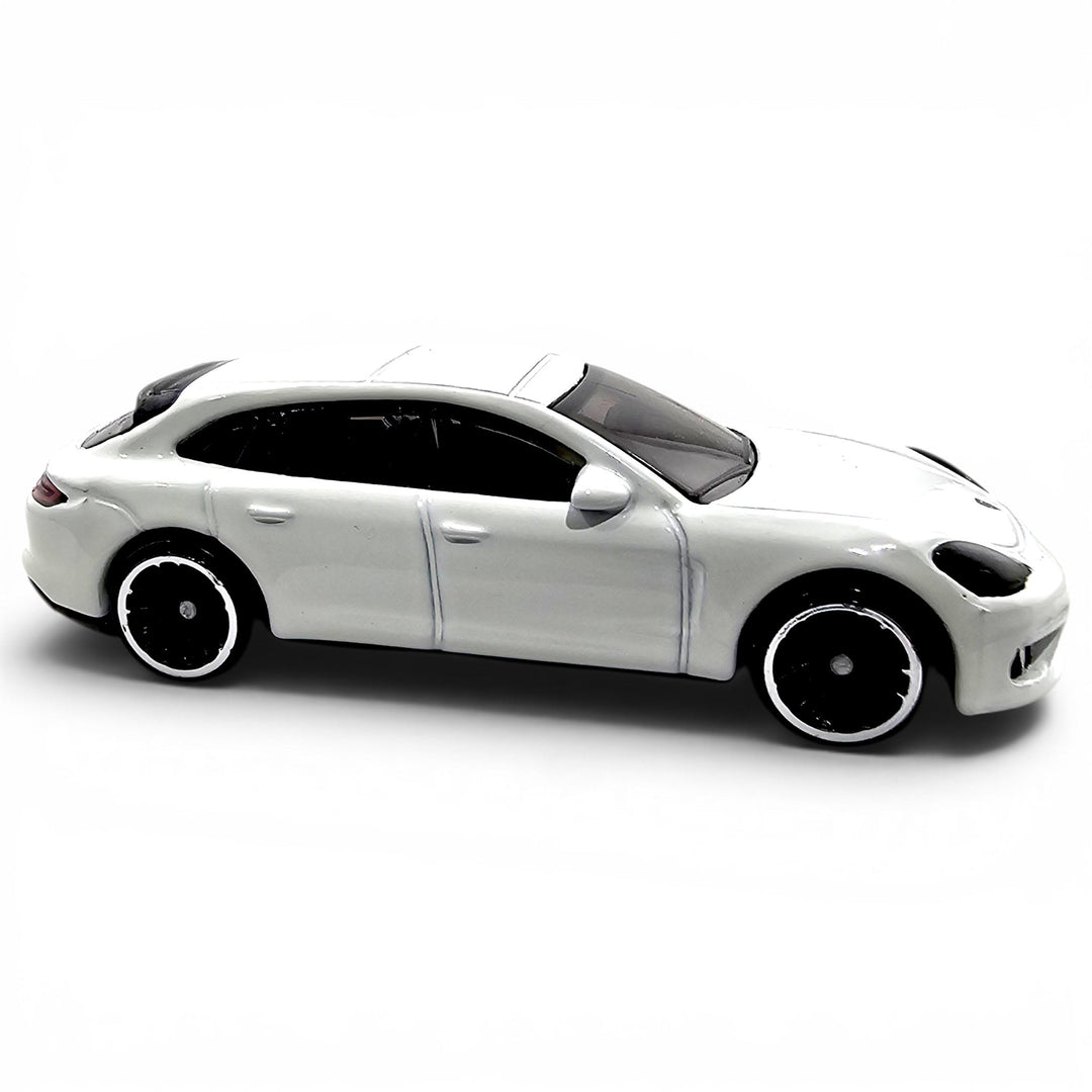 Hot Wheels - Porsche Panamera Turbo S E-Hybrid Sport Turismo - 2020 - Top CollectiblesDiecastHot Wheels