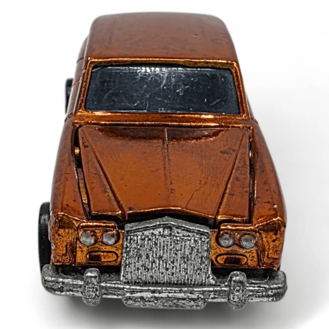 Hot Wheels - Rolls - Royce Silver Shadow - 1969 *Original Red Line - Canada &amp; Europe Exclusive Color* - Top CollectiblesDiecastHot Wheels
