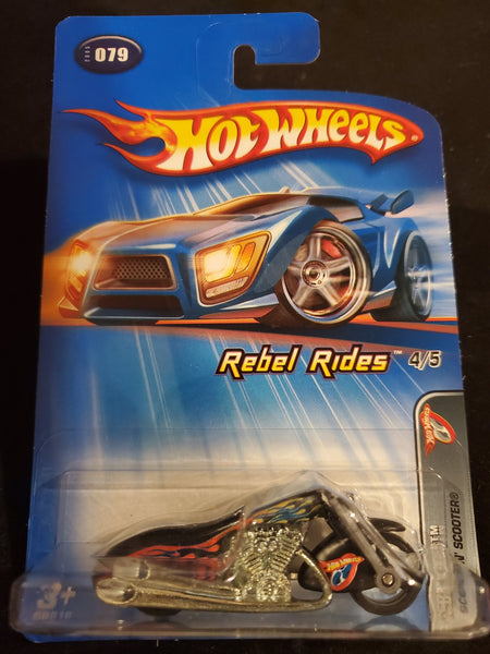 Hot Wheels - Scorchin' Scooter - 2005 *Wheel Variation* - Top CollectiblesDiecastHot Wheels