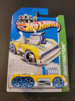 Hot Wheels - Semi - Psycho - 2013 - Top CollectiblesDiecastHot Wheels