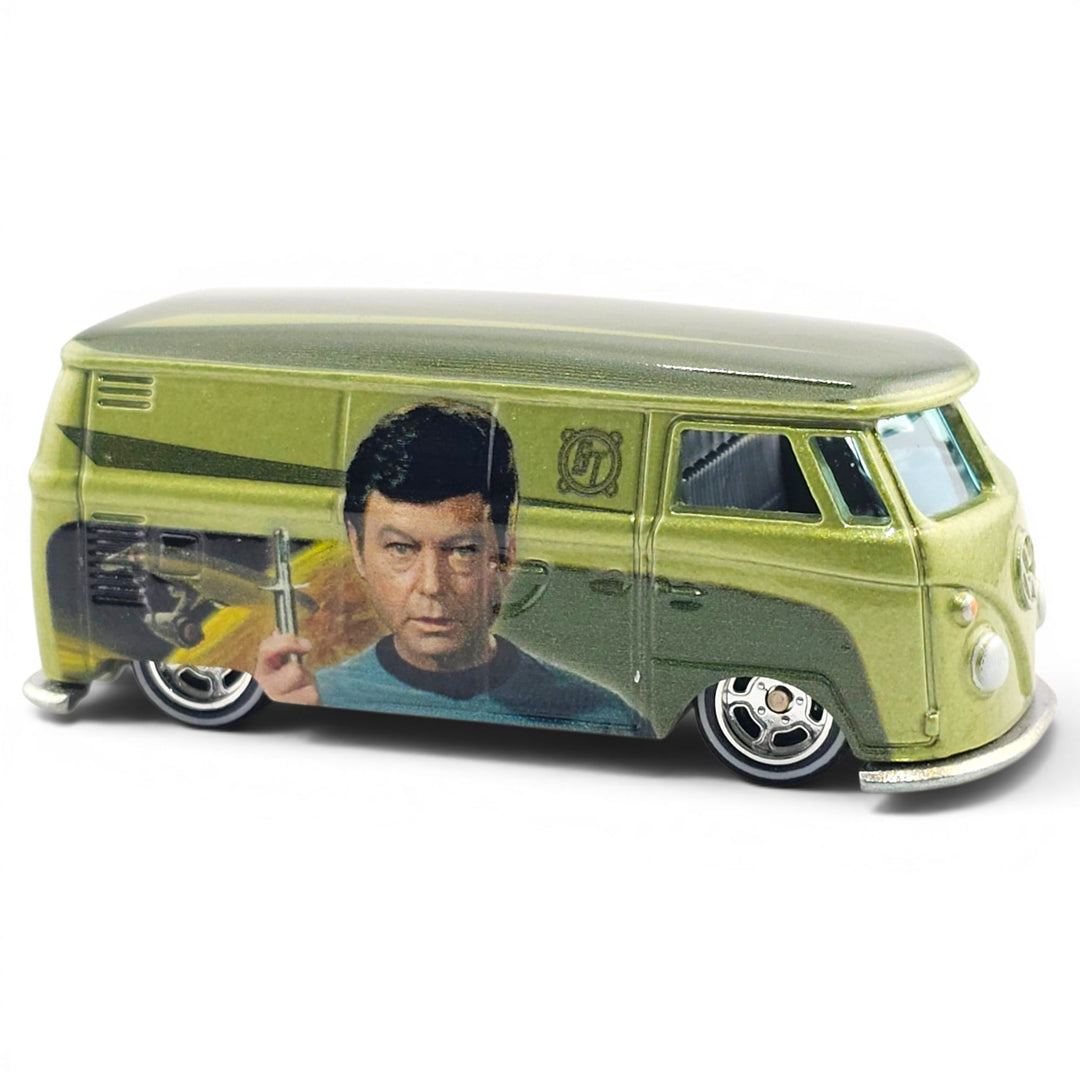 Hot Wheels - Volkswagen T1 Panel Bus - 2016 Star Trek 50th Anniversary Series - Top CollectiblesDiecastHot Wheels