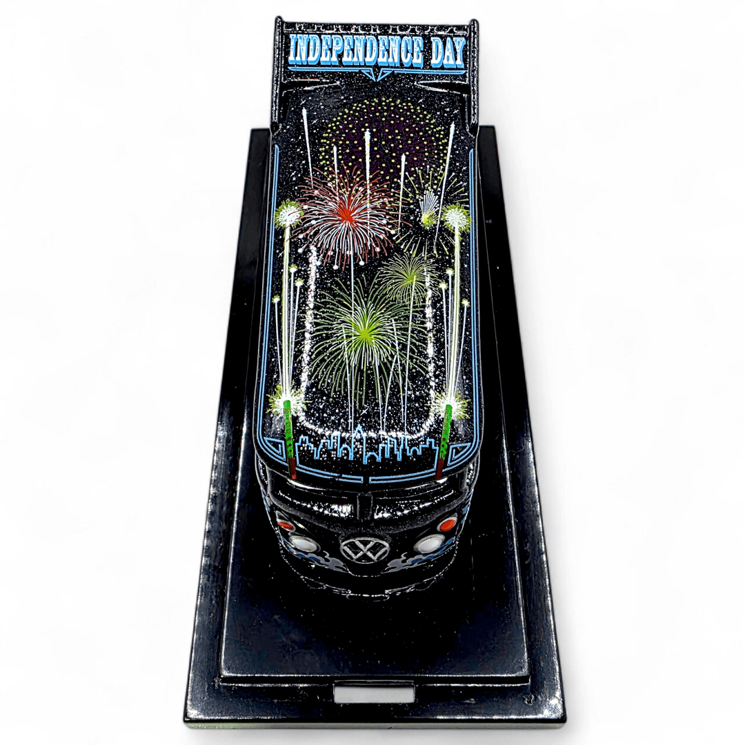 Hot Wheels X Liberty Promotions - VW Drag Bus "Independence Day - Fireworks" - 2013 - Top CollectiblesDiecastHot Wheels