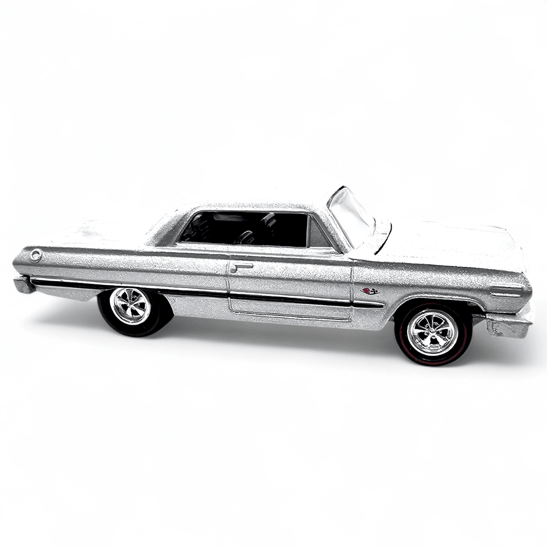 Johnny Lightning - 1963 Chevy Impala - 2001 - Top CollectiblesDiecastJohnny Lightning