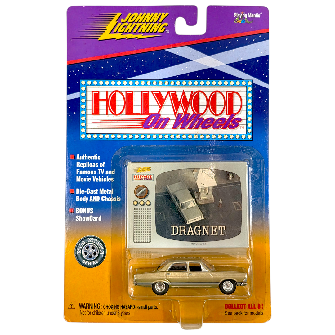 Johnny Lightning - 1966 Ford Fairlane - 1998 Hollywood on Wheels Series - Top CollectiblesDiecastJohnny Lightning