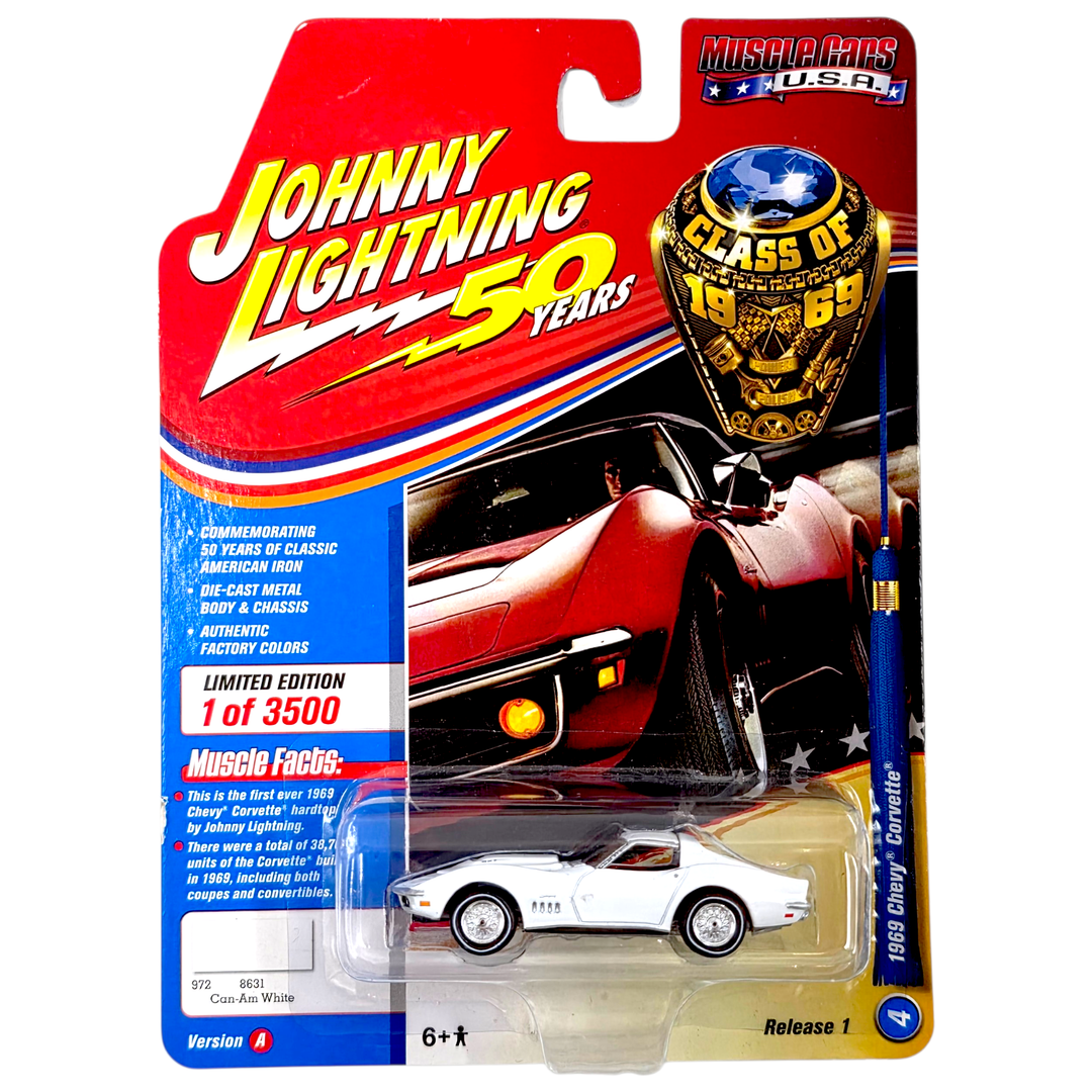 Johnny Lightning - 1969 Chevy Corvette - 2019 Muscle Cars U.S.A. Series - Top CollectiblesDiecastJohnny Lightning