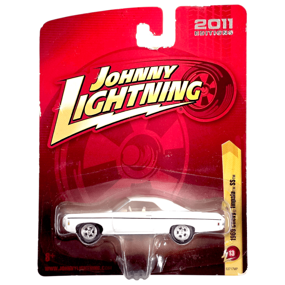 Johnny Lightning - 1969 Chevy Impala SS - 2012 Forever 64 Series - Top CollectiblesDiecastJohnny Lightning