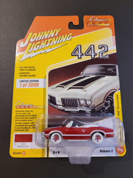 Johnny Lightning - 1970 Olds Cutlass 442 Convertible - 2020 Classic Gold Series *White Lightning Chase* - Top CollectiblesDiecastJohnny Lightning