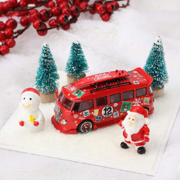 Liberty64 - Volkswagen T1 Bus Widebody "Christmas" w/ Figures - Top CollectiblesDiecastLiberty64