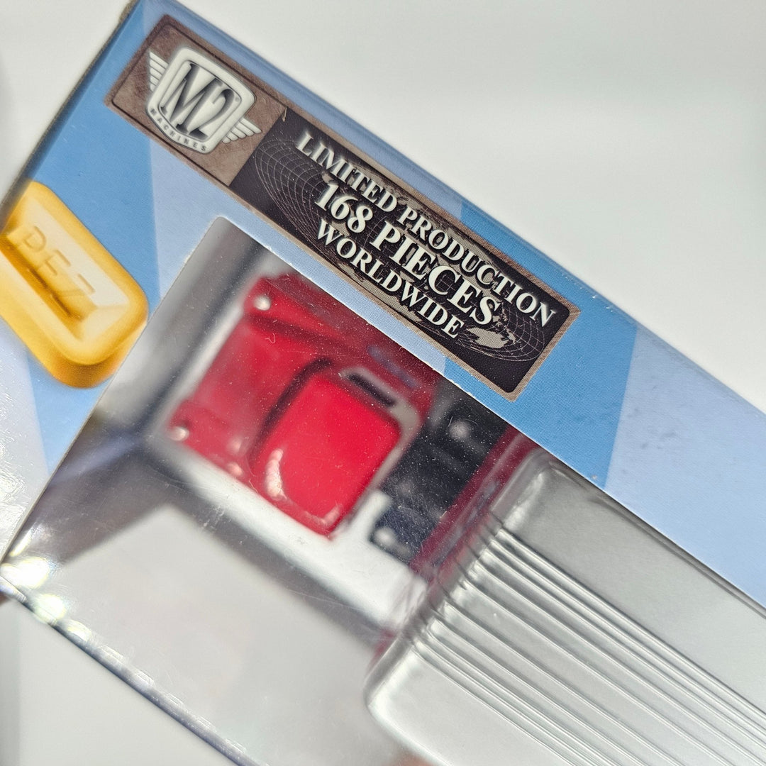 M2 Machines - 1958 Chevrolet Spartan LCF &amp; 1957 Chevrolet Sedan Delivery - 2017 Auto - Haulers Series *1 of 168 Super Chase* - Top CollectiblesDiecastM2 Machines