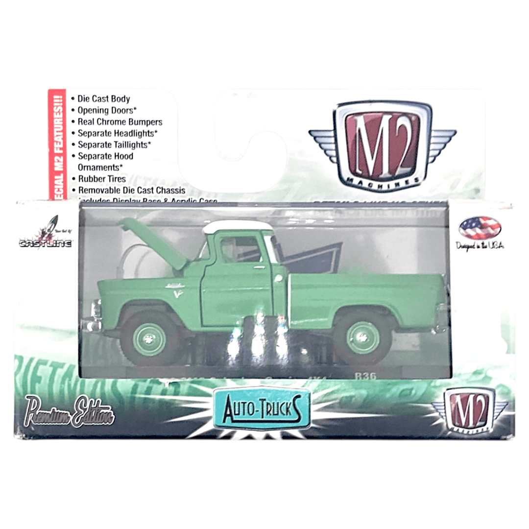 M2 Machines - 1958 GMC Suburban Carrier 4x4 - 2015 Auto - Trucks Series - Top CollectiblesDiecastM2 Machines