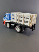 M2 Machines - 1966 Dodge L600 Stake Truck - Top CollectiblesDiecastM2 Machines