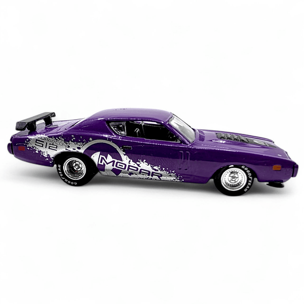M2 Machines - 1971 Dodge Charger R/T - 2013 - Top CollectiblesDiecastM2 Machines