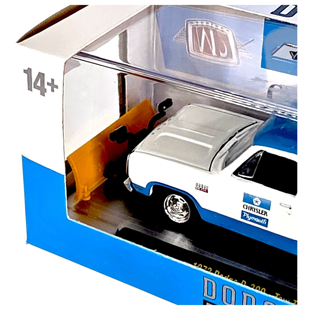 M2 Machines - 1972 Dodge D-300 Tow Truck - 2026 Auto-Thentics Series - Top CollectiblesDiecastM2 Machines