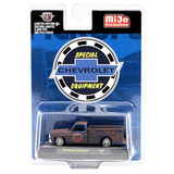 M2 Machines - 1975 Chevrolet Silverado - 2022 Special Chevrolet Equipment Series - Top CollectiblesDiecastM2 Machines