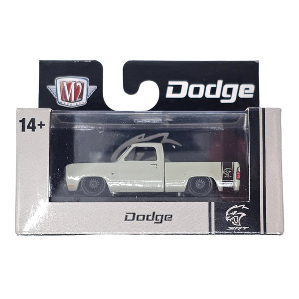 M2 Machines - 1976 Dodge Adventurer 150 Custom - 2024 Auto - Thentics Series - Top CollectiblesDiecastM2 Machines