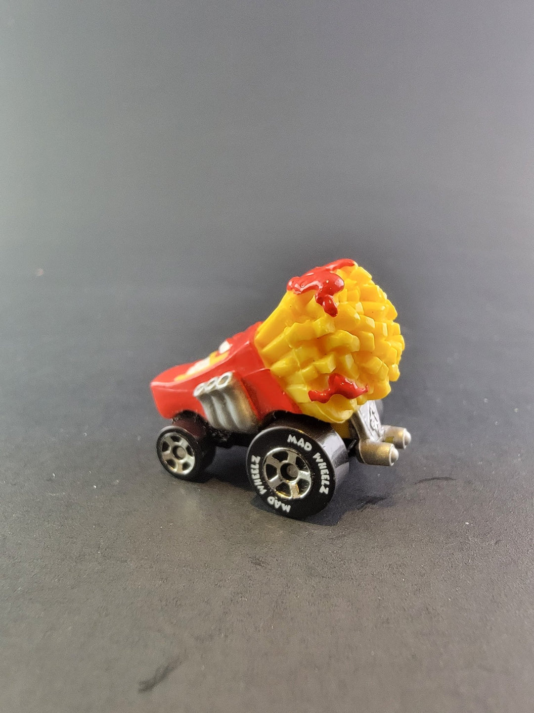 Mad Wheelz - French Fries - Vintage *1/87 Scale* - Top CollectiblesDiecastMana - Tee