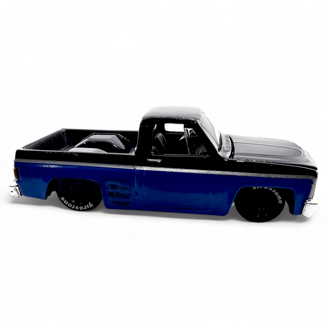 Maisto - 1987 Chevy 1500 - Tow & Co Series - Top CollectiblesDiecastMaisto
