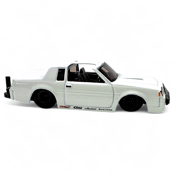 Maisto - '87 Buick Regal T - Type - Tow And Go Series - Top CollectiblesDiecastMaisto