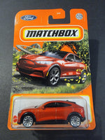 Matchbox - 2021 Ford Mustang Mach - E - 2022 - Top CollectiblesDiecastMatchbox