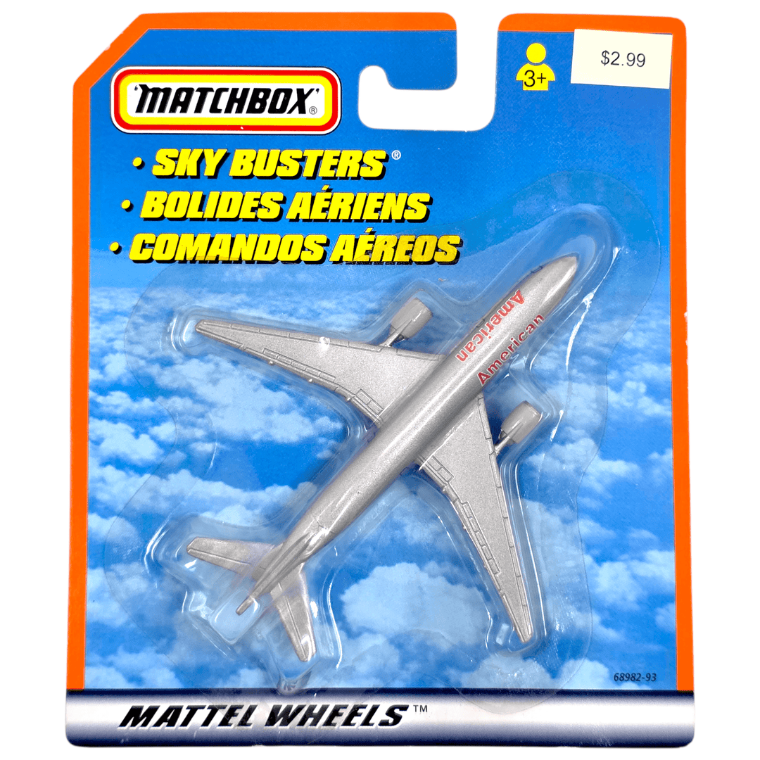 Matchbox - American Airlines Boeing 737 - 800 - 2000 Sky Busters Series - Top CollectiblesDiecastMatchbox