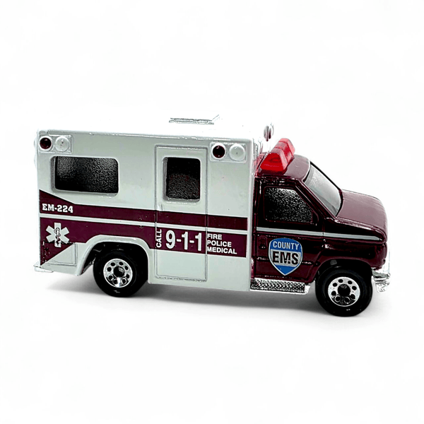Matchbox - Ford Ambulance - 1998 *5 - Pack Exclusive* - Top CollectiblesDiecastMatchbox