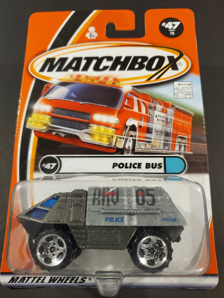 Matchbox - Police Bus - 2001 - Top CollectiblesDiecastMatchbox