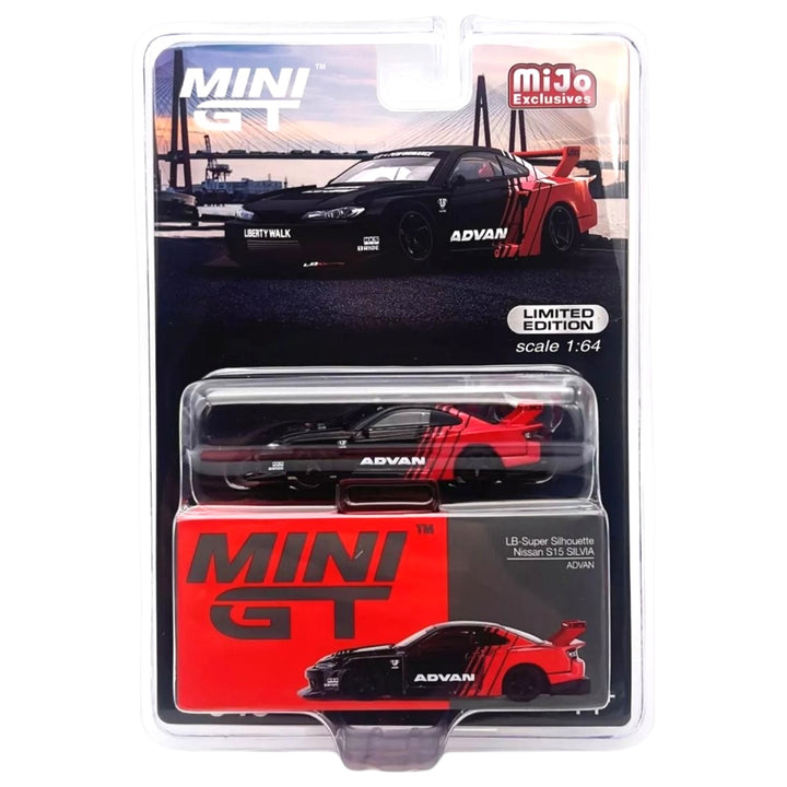 Mini GT - Nissan LB-Super Silhouette Silvia S15 - Advan