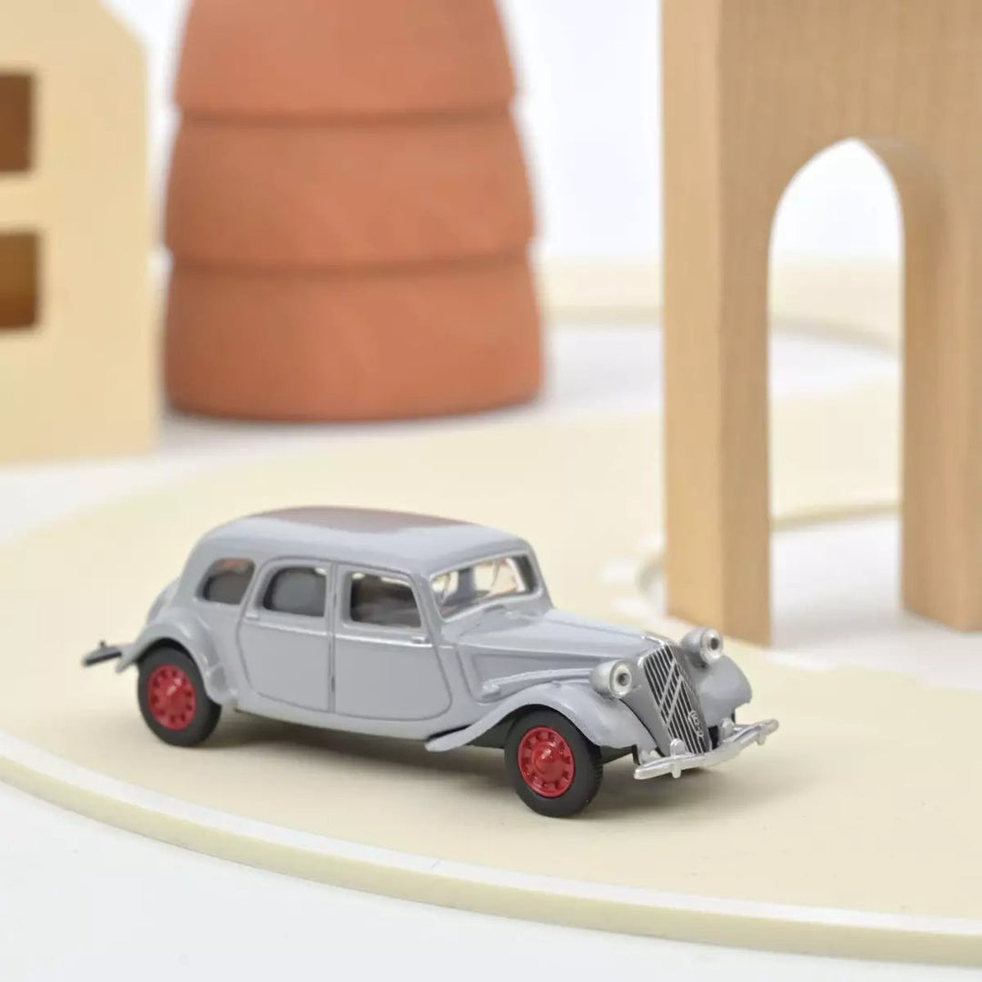 Norev - Citroën 15 - SIX 1939 Grey *1:58 Scale* - Top CollectiblesDiecastNorev