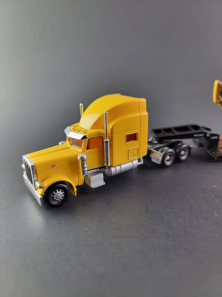 Norscot - Peterbilt 389 W/ Trail King Trailer &amp; Caterpillar 315C L - *1:87 Scale* - Top CollectiblesDiecastNorscot