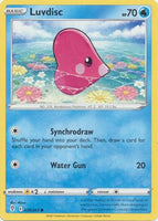 Pokemon - Luvdisc - 039/203 - Common - Sword & Shield: Evolving Skies Series - Top CollectiblesCollectible CardsPokémon