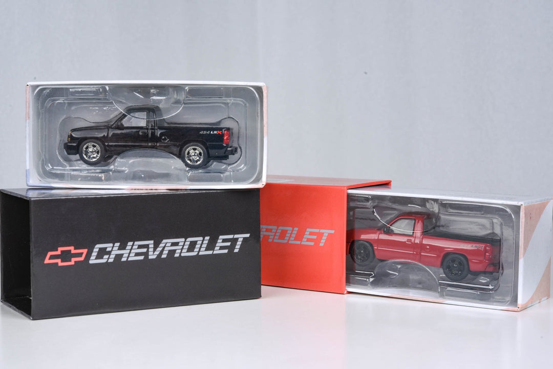 *Pre - Order* Para64 - 2006 Chevrolet Silverado Single Cab - Victory Red *Special Projects 2* - Top CollectiblesDiecastPara64