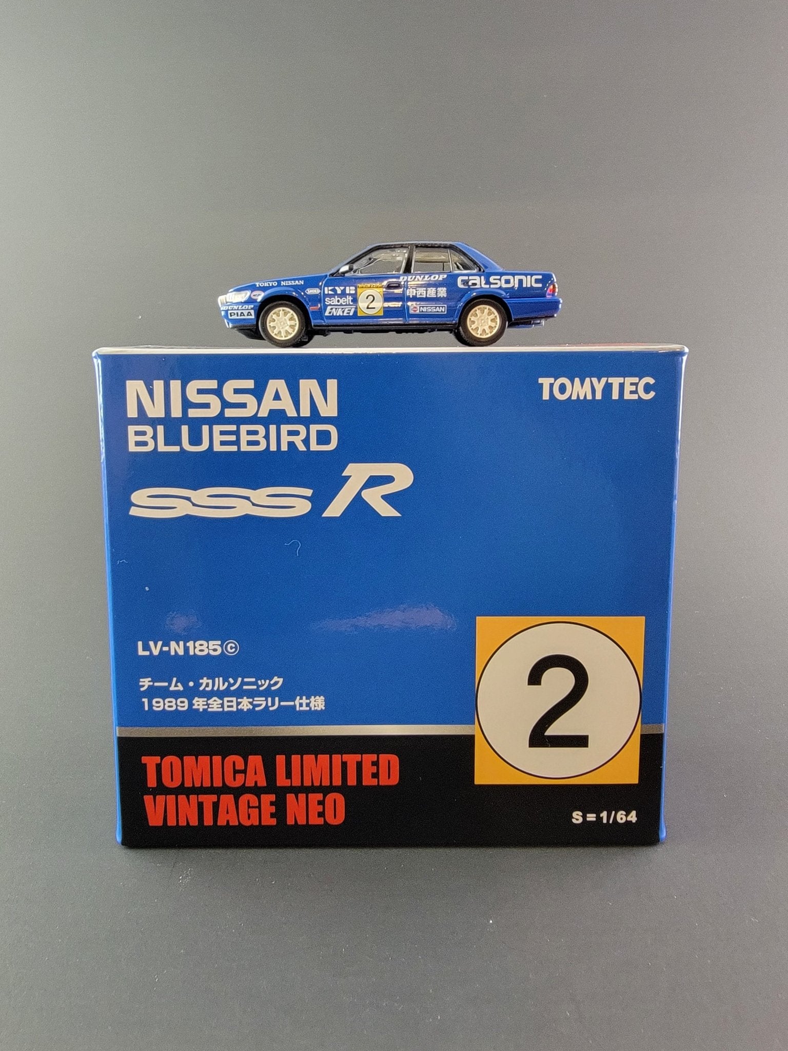 Tomica - Nissan Bluebird SSS R - Limited Vintage Neo Series – Top