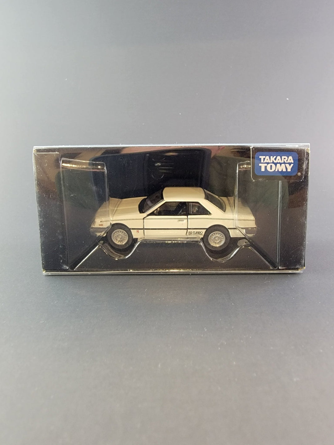 Tomica - Nissan Skyline 2000 RS Turbo - Limited Series - Top CollectiblesDiecastTakara Tomy